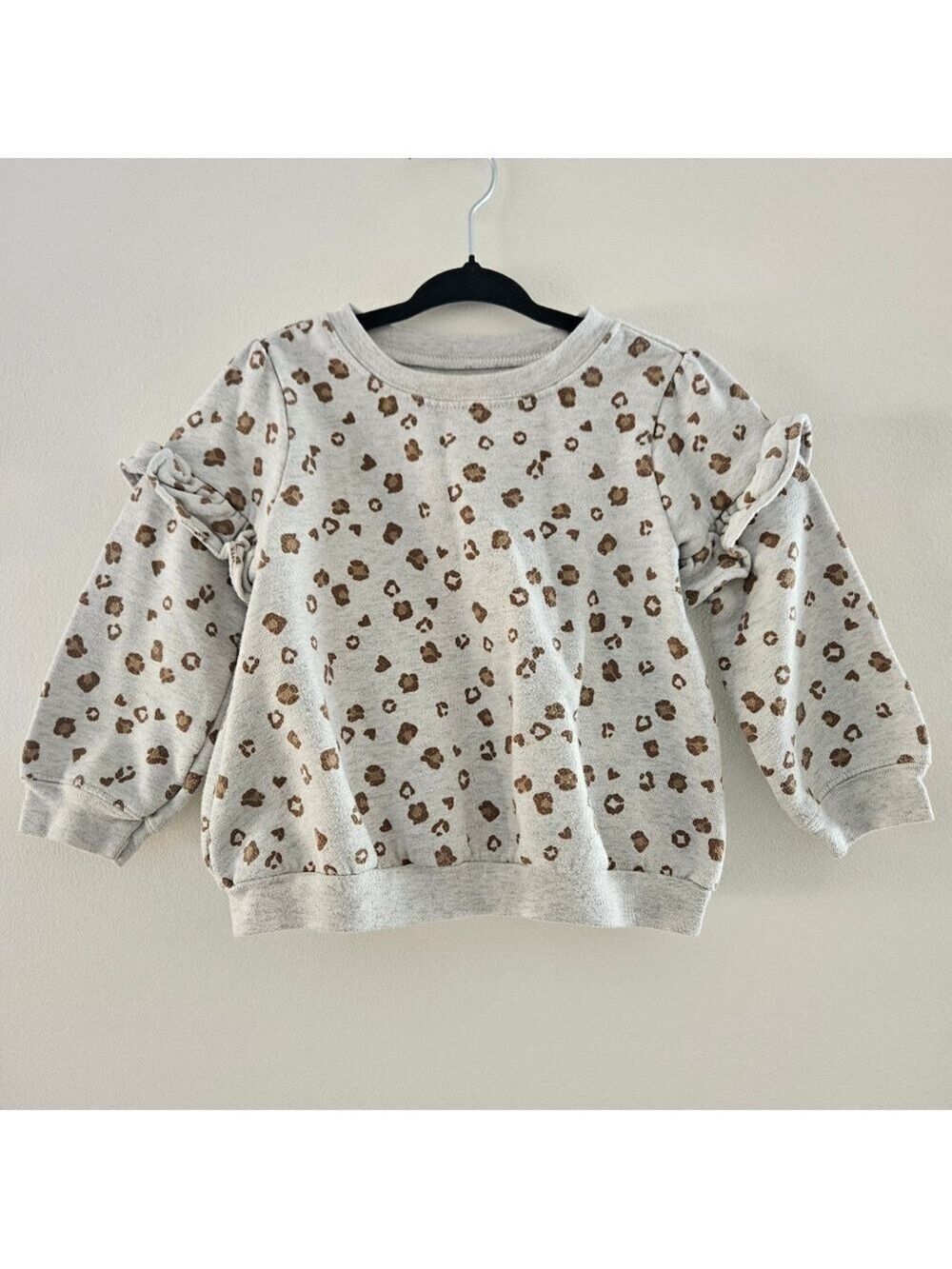 5/$25 Carter’s Toddler Girl Leopard Print Sweatshirt Ruffle Sleeve Grey Brown